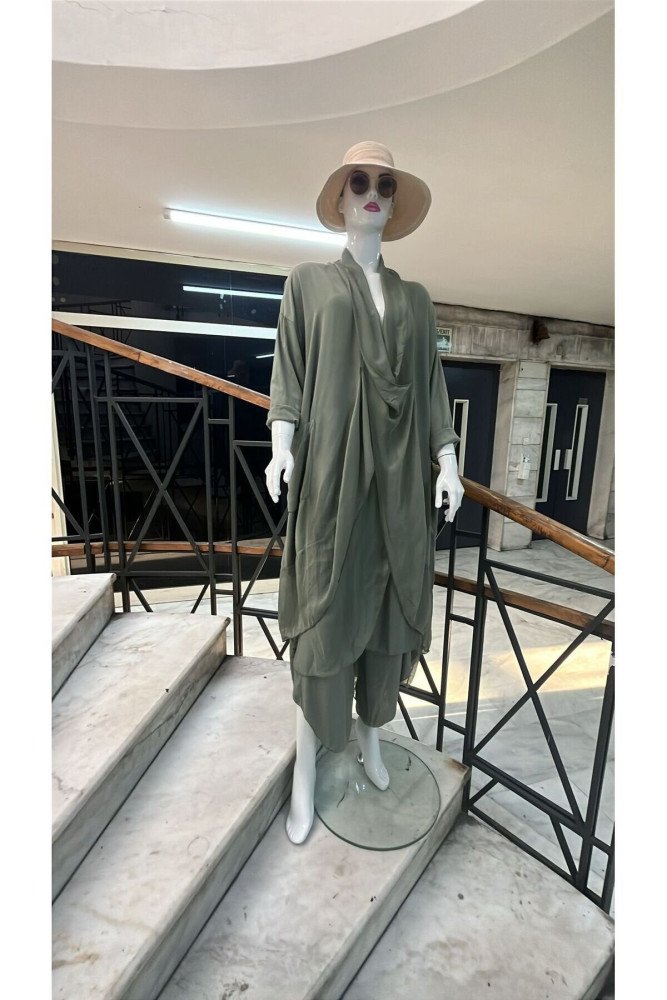 Haki Italyan İpek Detaylı Oversize Sonsuzluk Kaftan Bluz Asimetrik Pantolon İkili Takım